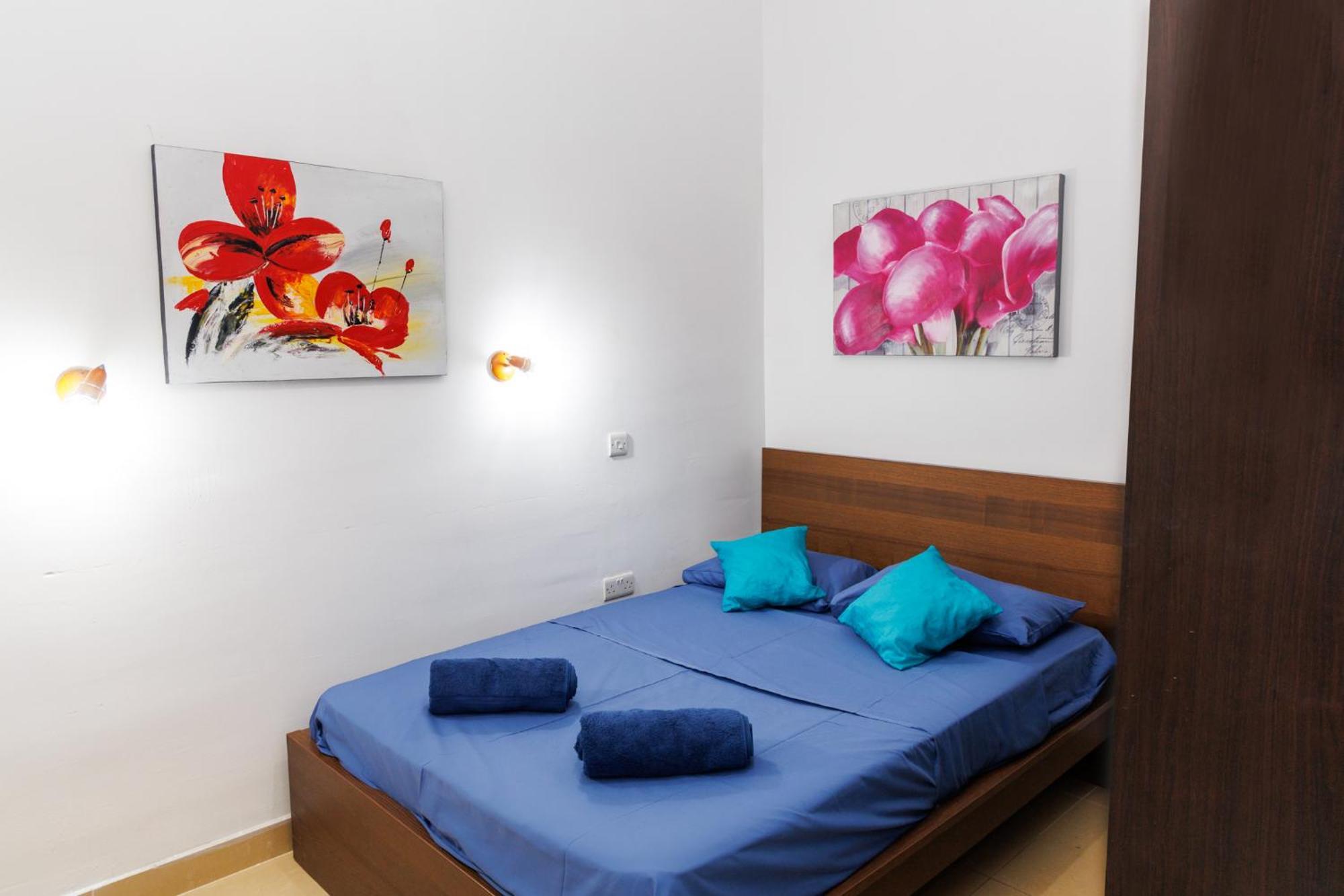 Stylish St.Julians 2 Bedroom Apartment For Rent In The City Centre With Terrace Saint Julian's Dış mekan fotoğraf